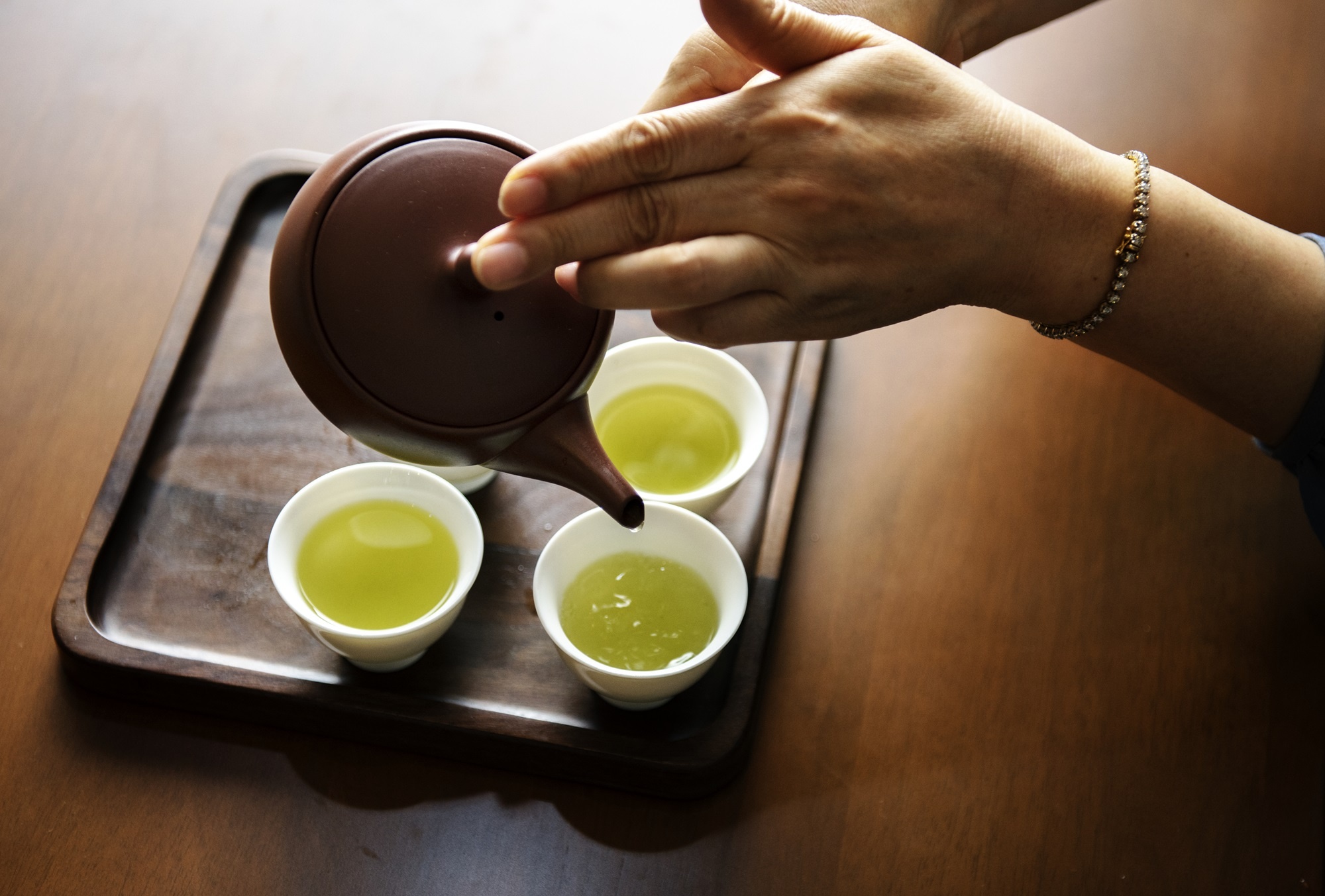 uống trà sai thời điểm